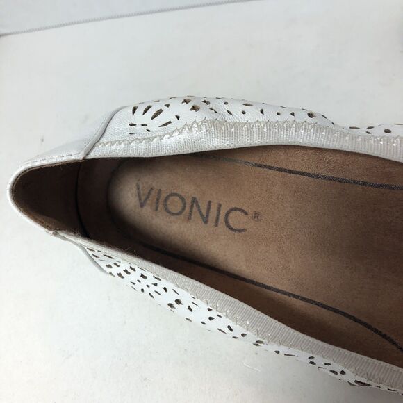 Vionic Ballet Flats Womens Size 6.5 Robyn White Perforated Upper Slip On C3 - Picture 2 of 15